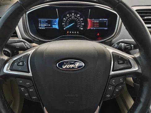 Used 2013 Ford Fusion SE FWD image 8