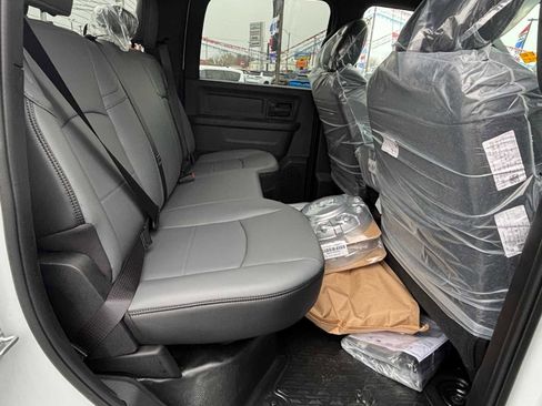 New 2026 RAM 5500 Tradesman w/ Chrome Appearance Group AWD/4WD image 10