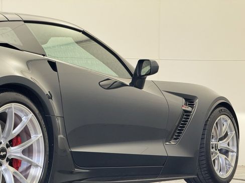 Used 2019 Chevrolet Corvette Z06 w/ Battery Protection Package image 42