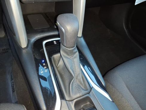 Certified 2023 Toyota Corolla Cross LE image 16