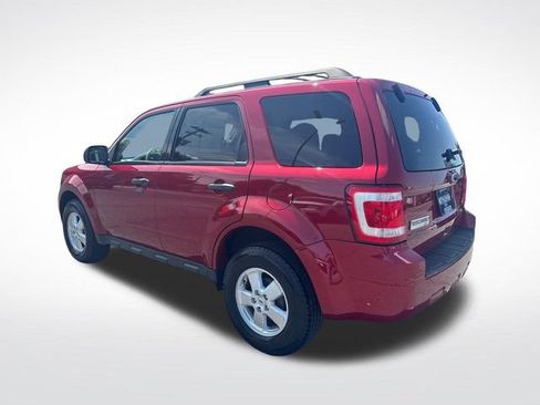 Used 2010 Ford Escape XLT FWD image 3