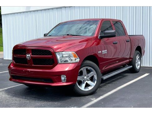 Used 2015 RAM 1500 Express AWD/4WD image 1