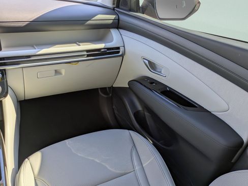 New 2026 Hyundai Tucson Limited FWD image 19