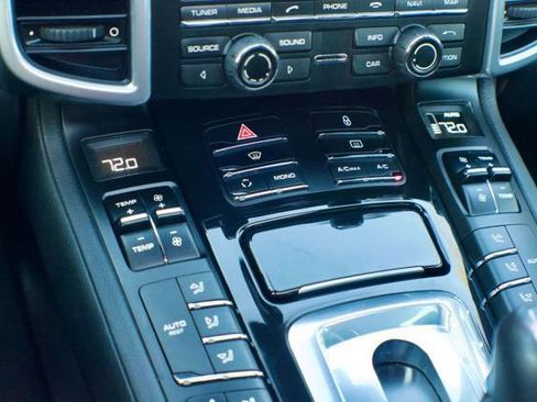 Used 2013 Porsche Cayenne LocalTrade/PremiumPkg/Heated&C image 29