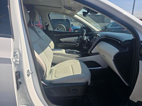 Used 2022 Hyundai Tucson Limited image 17