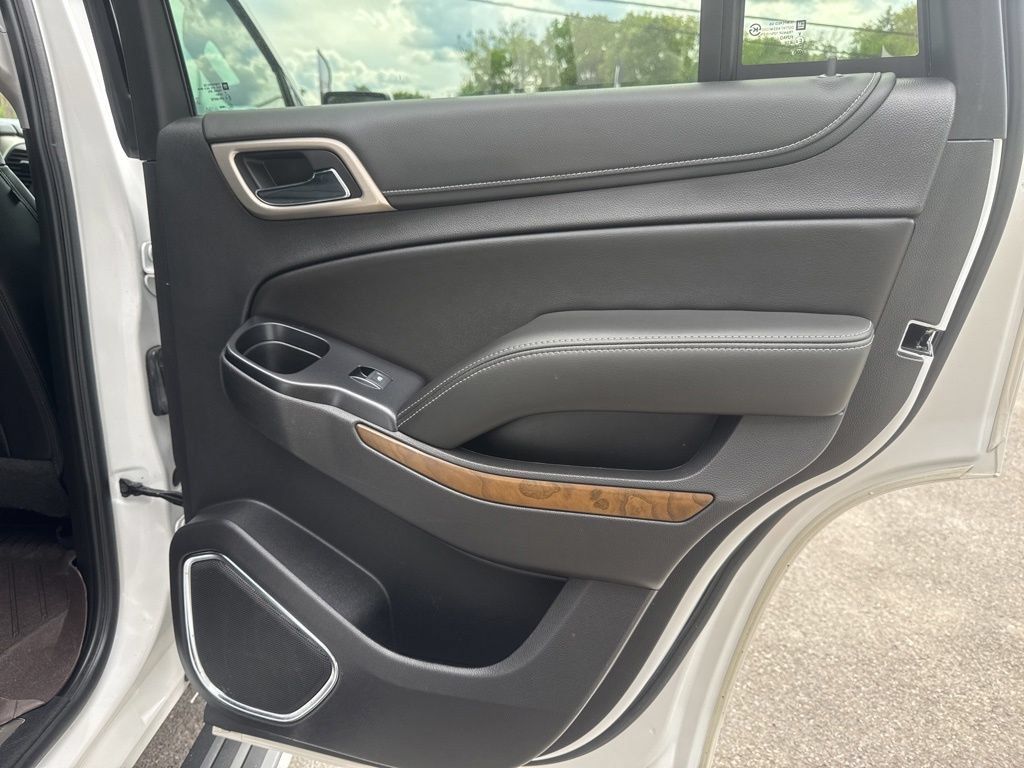 Used 2020 GMC Yukon Denali w/ Denali Ultimate Package AWD/4WD image 32