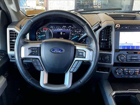 Used 2020 Ford F250 Lariat w/ Lariat Ultimate Package image 5