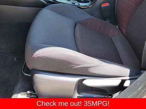 Used 2023 Toyota Corolla SE FWD image 30