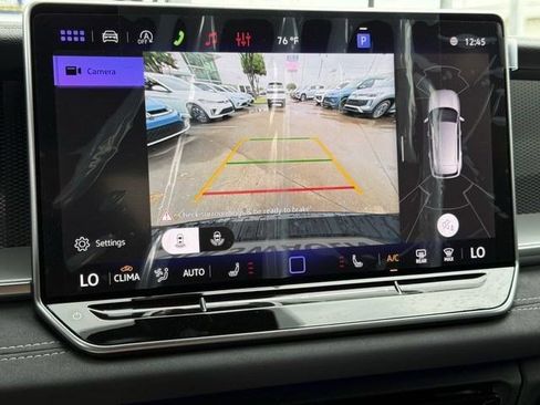 New 2026 Volkswagen Tiguan SE R-Line FWD image 15