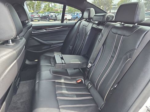 Used 2019 BMW 540i w/ Convenience Package image 14