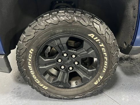 Used 2019 Chevrolet Silverado 1500 LT w/ All Star Edition image 5