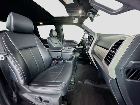 Used 2022 Ford F350 Lariat w/ Lariat Ultimate Package image 25