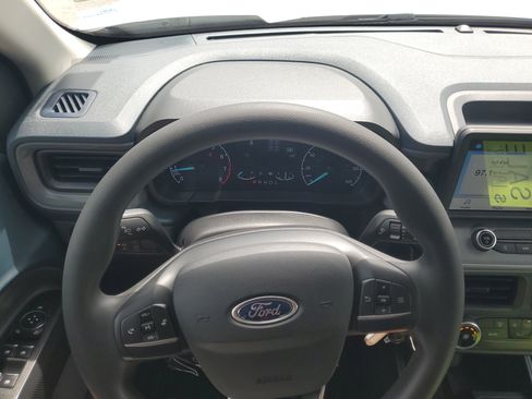 Used 2022 Ford Maverick XL image 22