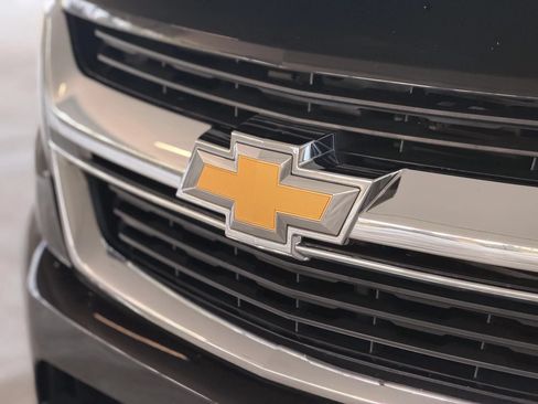 Used 2018 Chevrolet Colorado W/T w/ WT Convenience Package AWD/4WD image 9