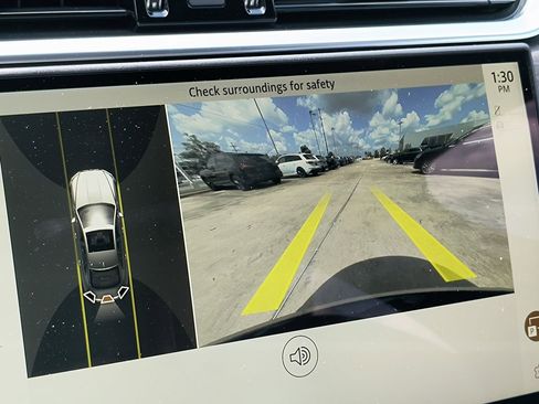 Used 2024 Jaguar XF R-Dynamic SE image 38