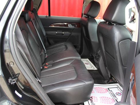 Used 2014 Lincoln MKX AWD w/ Equipment Group 102A image 22