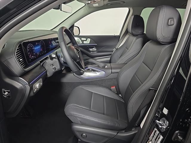 Used 2026 Mercedes-Benz GLS 450 4MATIC image 5