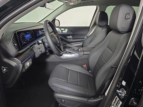 New 2026 Mercedes-Benz GLS 450 4MATIC image 5
