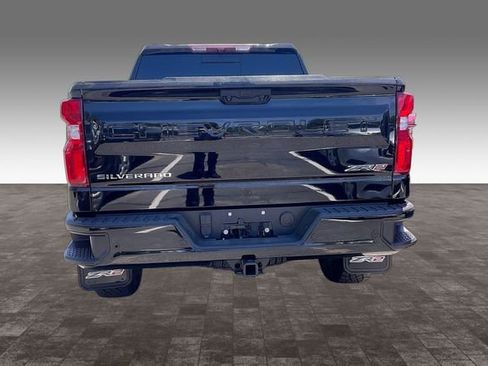 Used 2025 Chevrolet Silverado 1500 ZR2 AWD/4WD image 5