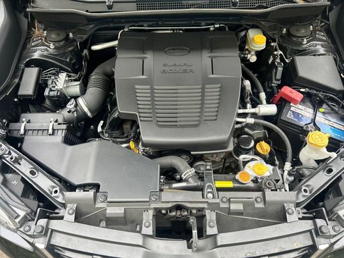 Used 2019 Subaru Forester Touring AWD/4WD image 28