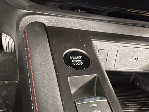 New 2026 Nissan Kicks SR w/ Cold Weather Package AWD/4WD image 23