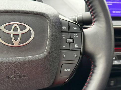 Used 2024 Toyota Prius Prime FWD image 22