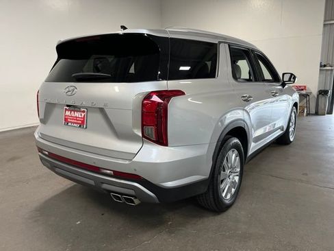 Used 2025 Hyundai Palisade SEL FWD image 3