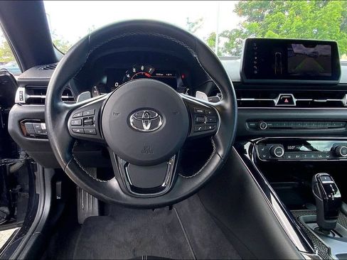 Used 2022 Toyota Supra RWD image 5