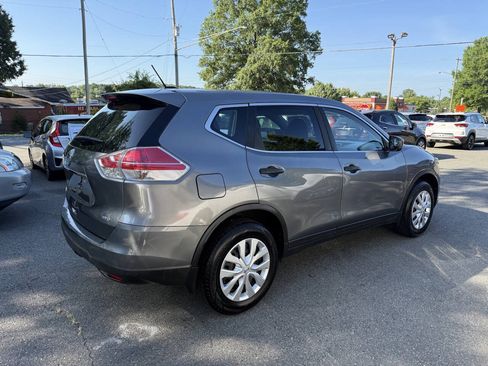Used 2016 Nissan Rogue S AWD/4WD image 5