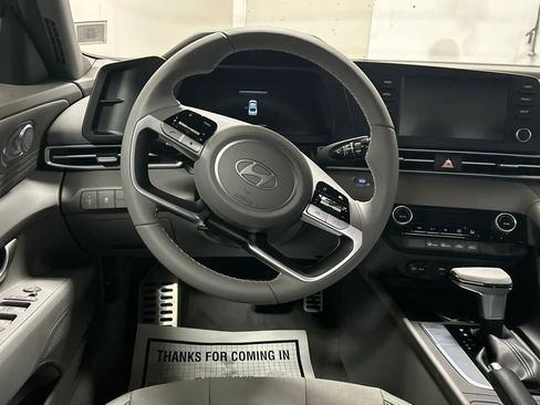 New 2025 Hyundai Elantra Sport FWD image 14