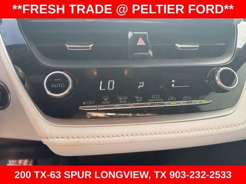 Used 2022 Toyota Corolla SE image 19