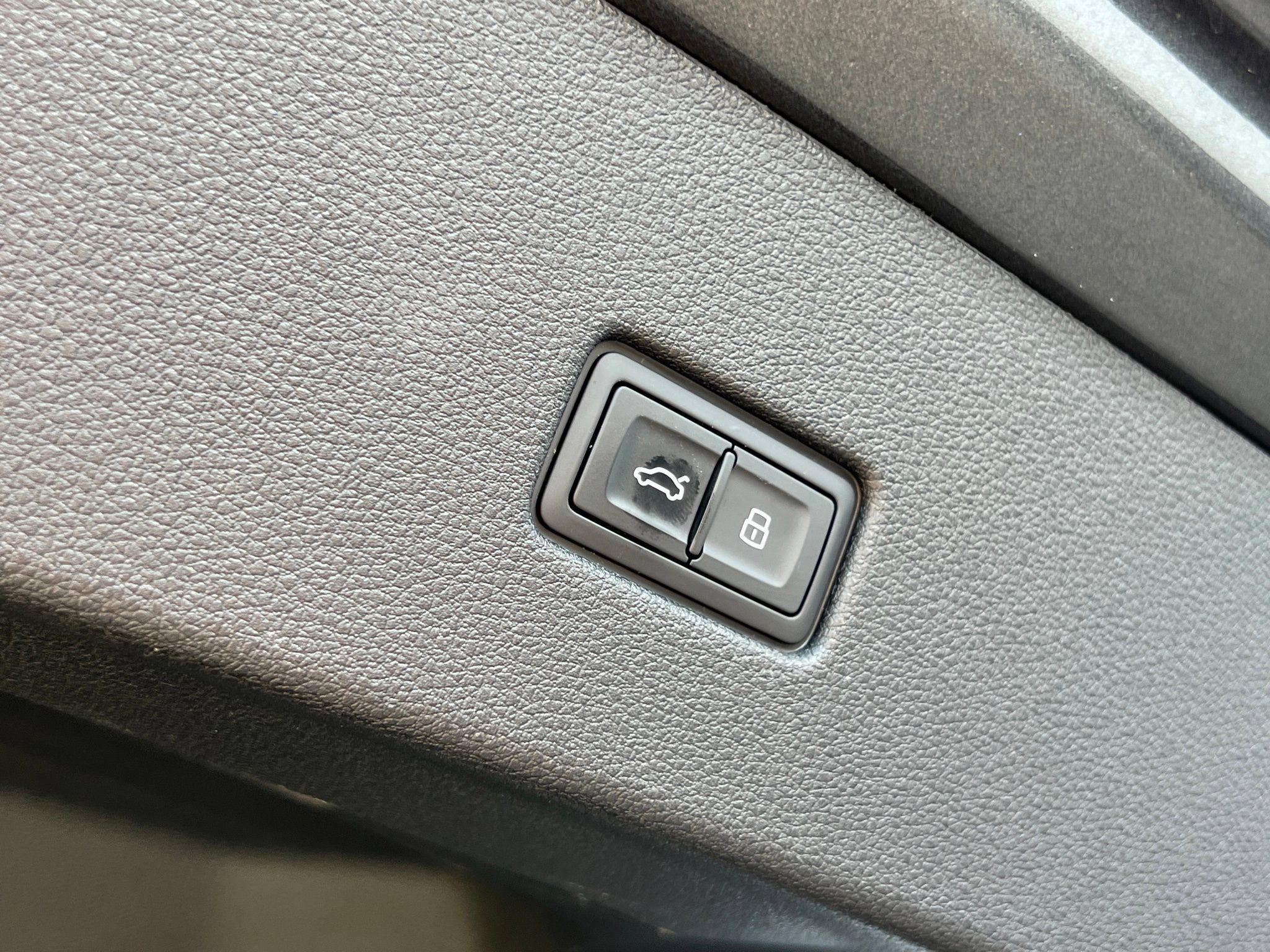 Used 2025 Audi RS Q8 performance AWD/4WD image 22