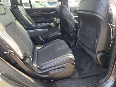 Used 2022 Jeep Grand Cherokee L Altitude image 9