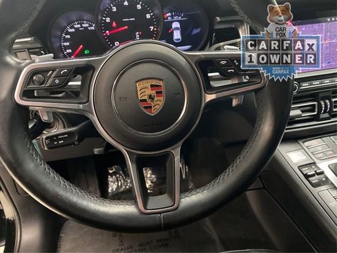 Used 2021 Porsche Macan image 18