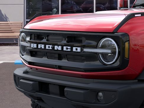New 2026 Ford Bronco Outer Banks w/ Sasquatch Package AWD/4WD image 19