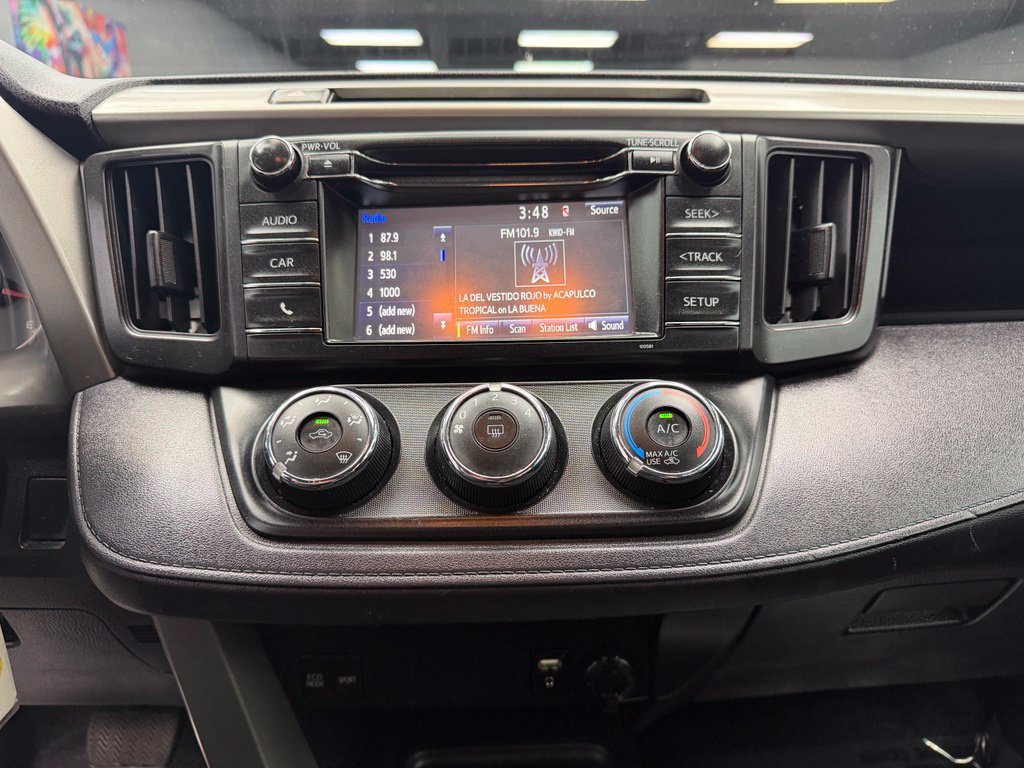 Used 2016 Toyota RAV4 LE FWD image 24