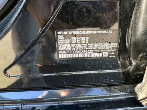 Used 2022 BMW 740i w/ M Sport Package image 25