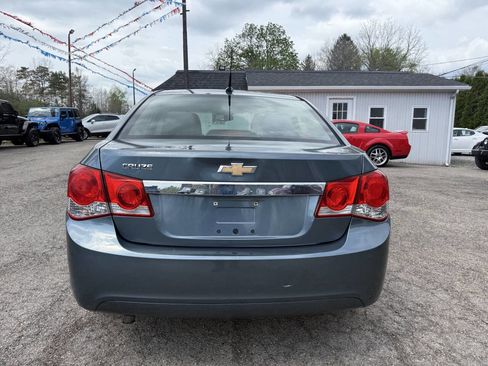 Used 2012 Chevrolet Cruze LS w/ Connectivity Package FWD image 4