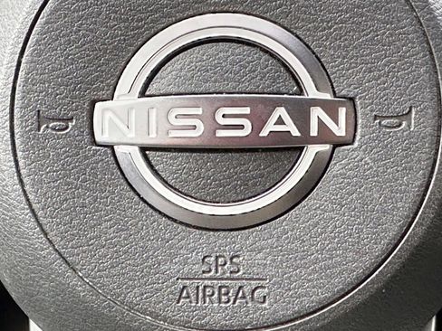 Used 2024 Nissan Rogue S image 24