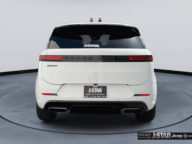 Used 2024 Land Rover Range Rover Sport Dynamic SE AWD/4WD image 6