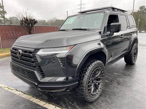 Used 2024 Lexus GX 550 image 13