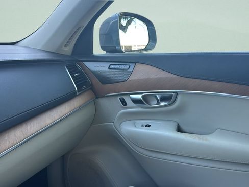 Used 2019 Volvo XC90 T6 Inscription w/ Protection Package Premier AWD/4WD image 32