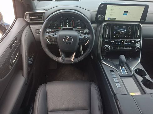 New 2026 Lexus LX 700h Luxury AWD/4WD image 8