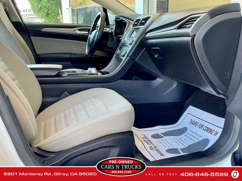Used 2018 Ford Fusion S FWD image 13