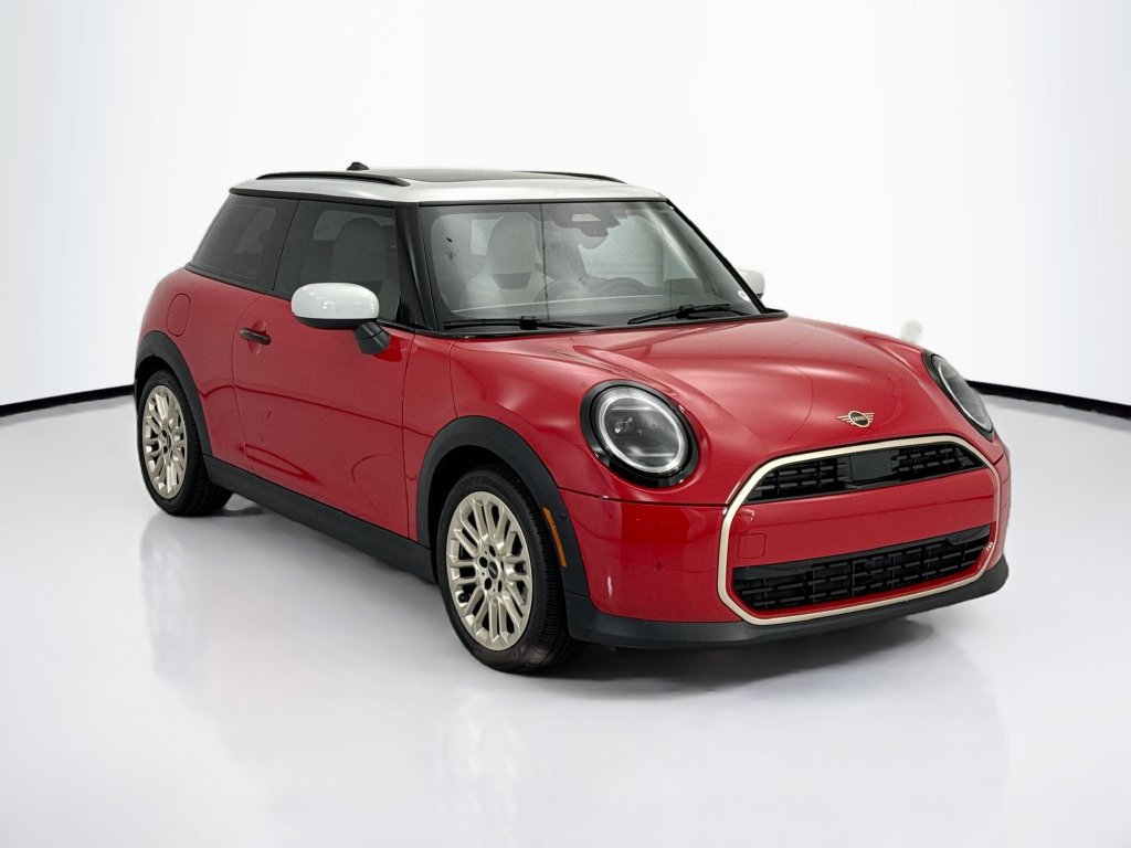 Certified 2026 MINI Cooper 2-Door Hardtop FWD image 4