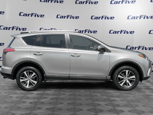 Used 2016 Toyota RAV4 XLE AWD/4WD image 7