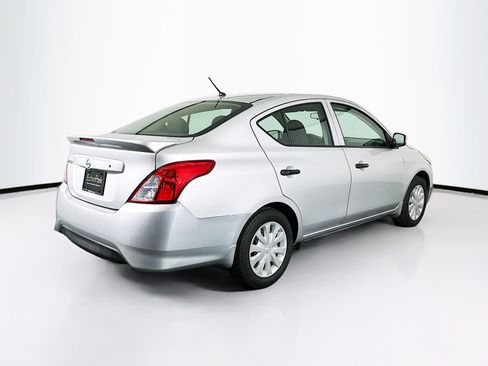 Used 2017 Nissan Versa S Plus image 9