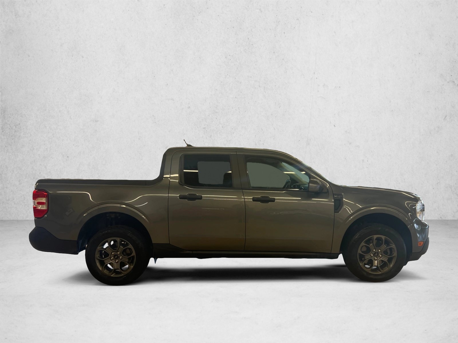Used 2022 Ford Maverick XLT w/ XLT Luxury Package FWD image 4