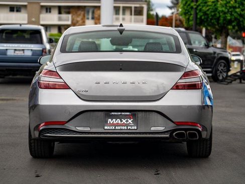 Used 2022 Genesis G70 2.0T image 12