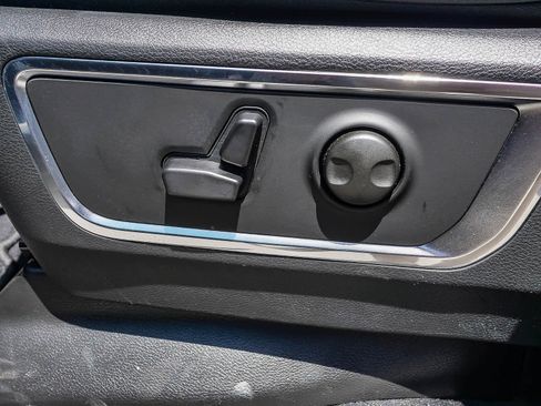New 2026 RAM 1500 Laramie AWD/4WD image 21